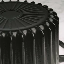 Black Cast Iron Dutch Oven, 26cm French Ingredients|Pots & Pans