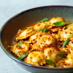 Ravioli Tray - 24 Round Ravioli 40mm x 40mm Italian Ingredients|Kitchen Tools & Utensils