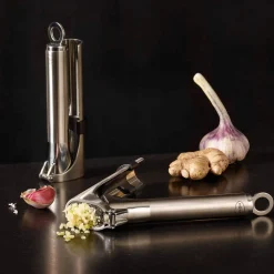 New Modern Classics Garlic Press Slim Kitchen Tools & Utensils