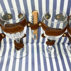 New Saint-Malo Blue Striped Picnic Basket with Table, 4 Person Picnicware|Disposable Tableware